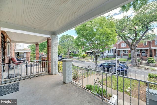 424 19TH ST NE, Washington, DC 20002