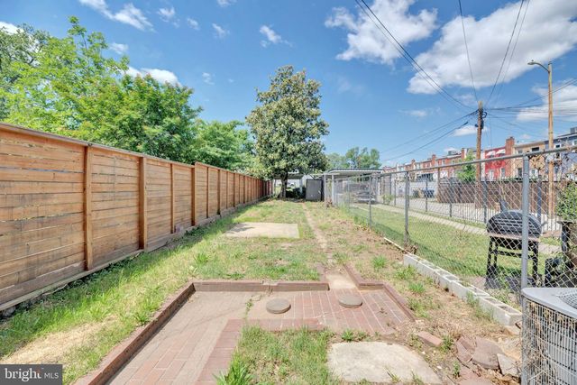424 19TH ST NE, Washington, DC 20002