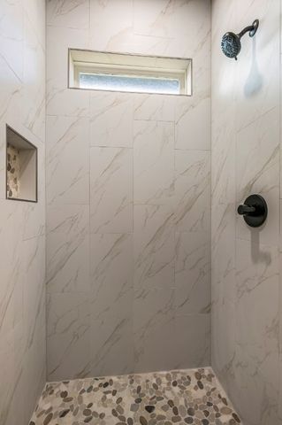 3 Celtic Drive, Bella Vista, AR 72714