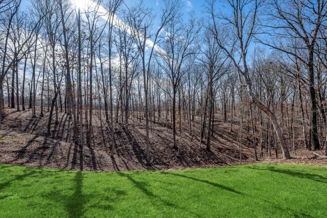 3 Celtic Drive, Bella Vista, AR 72714