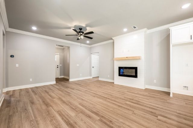 3 Celtic Drive, Bella Vista, AR 72714