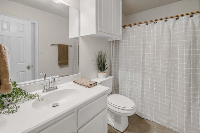 901 Crepe Myrtle ST, College Station, TX 77845