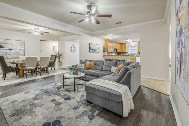 901 Crepe Myrtle ST, College Station, TX 77845