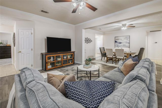 901 Crepe Myrtle ST, College Station, TX 77845