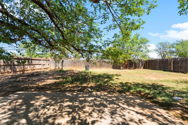 4618 43rd Street, Lubbock, TX 79414