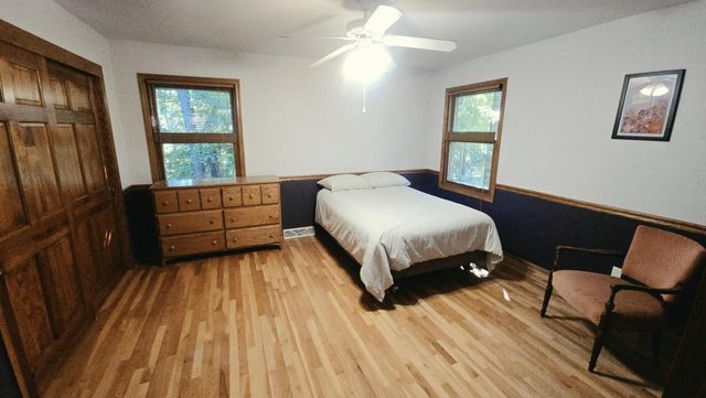 3985 S Stonewood ROAD, New Berlin, WI 53151