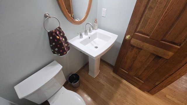 3985 S Stonewood ROAD, New Berlin, WI 53151