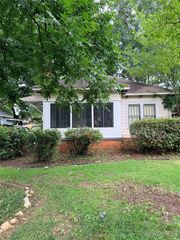 2334 Winona Avenue, Montgomery, AL 36107