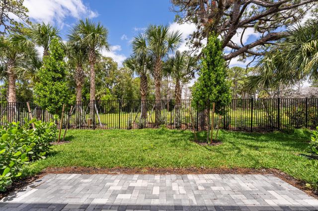 4315 Efendi Drive, Lantana, FL 33462