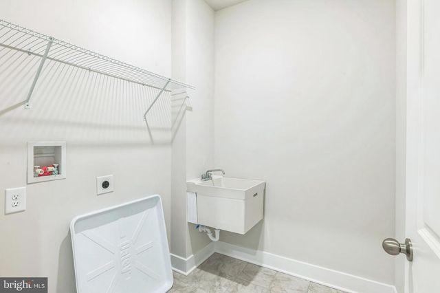 24379 LONG POND DR, Lewes, DE 19958