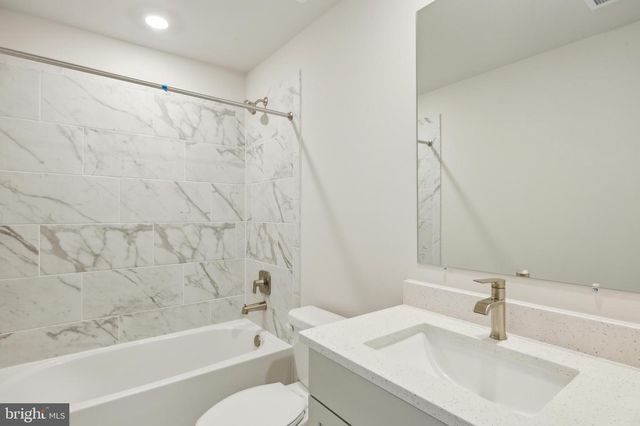 24379 LONG POND DR, Lewes, DE 19958