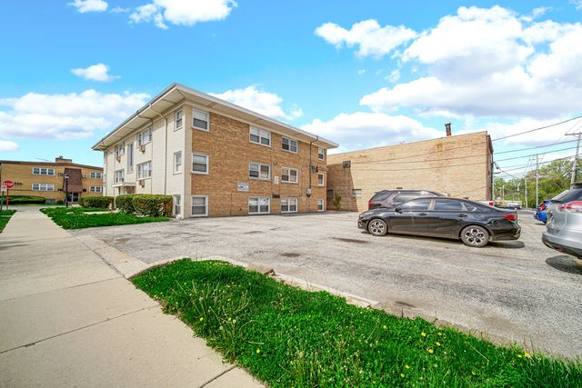 8636 Grand Avenue 1D, River Grove, IL 60171