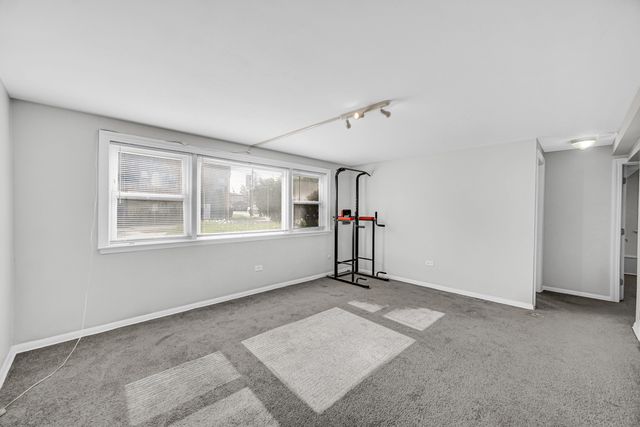 8636 Grand Avenue 1D, River Grove, IL 60171