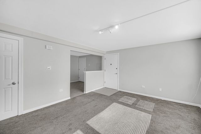 8636 Grand Avenue 1D, River Grove, IL 60171
