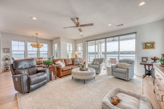 718 County Road 136B, Kingsland, TX 78639