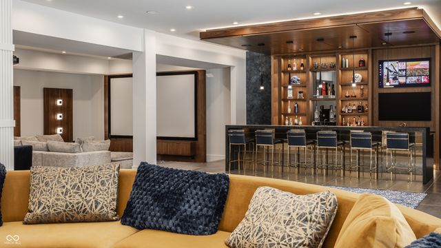 10585 Hussey Lane, Carmel, IN 46032