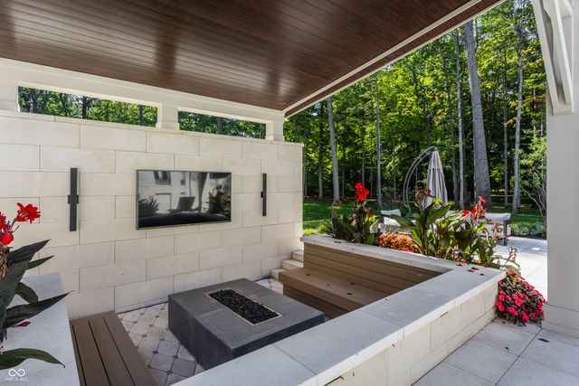 10585 Hussey Lane, Carmel, IN 46032