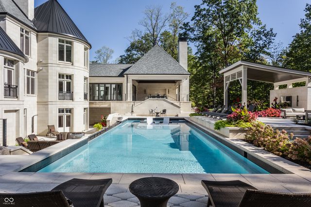 10585 Hussey Lane, Carmel, IN 46032