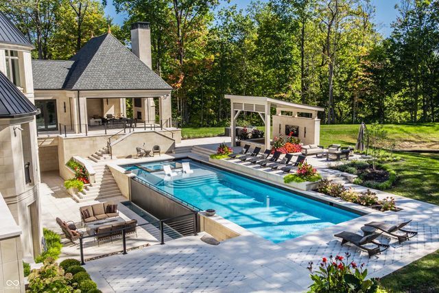 10585 Hussey Lane, Carmel, IN 46032