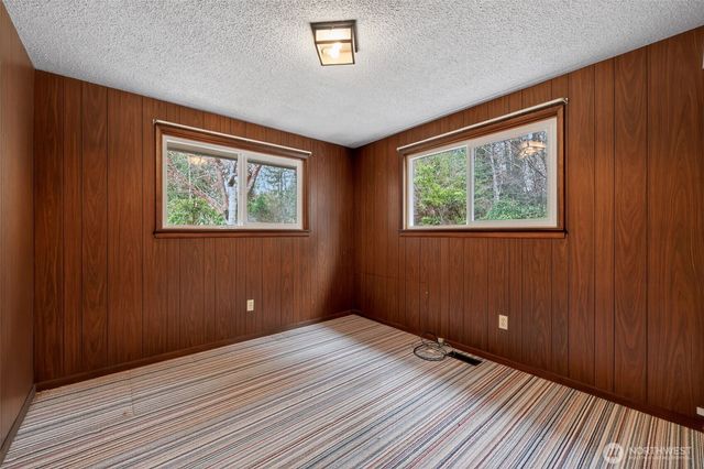 716 Garden Hill Rd, Elma, WA 98541