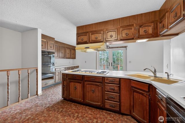 716 Garden Hill Rd, Elma, WA 98541