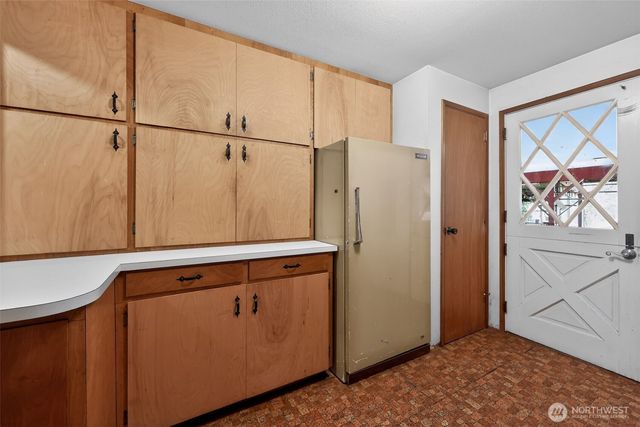 716 Garden Hill Rd, Elma, WA 98541