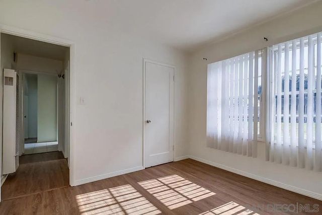 891 Elm Ave, San Diego, CA 91932