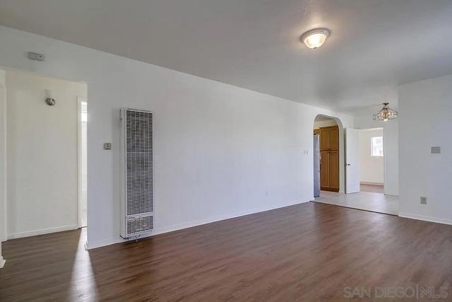 891 Elm Ave, San Diego, CA 91932
