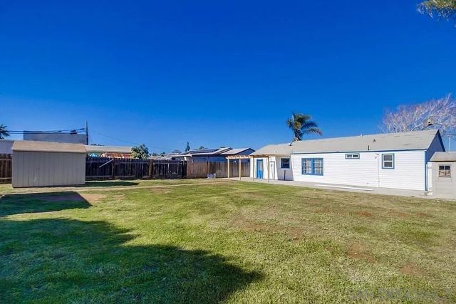891 Elm Ave, San Diego, CA 91932