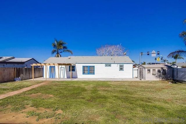891 Elm Ave, San Diego, CA 91932