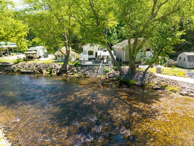 4179 Riverbank Run, Hiawassee, GA 30546