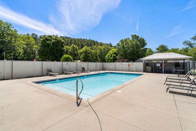4179 Riverbank Run, Hiawassee, GA 30546