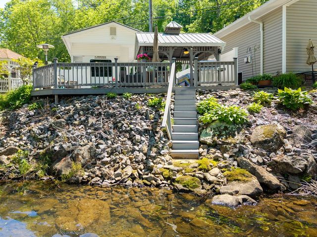 4179 Riverbank Run, Hiawassee, GA 30546