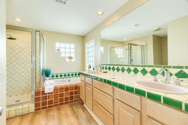 21916 Kennedy Drive, Galveston, TX 77554