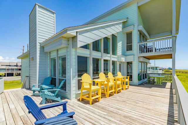 21916 Kennedy Drive, Galveston, TX 77554
