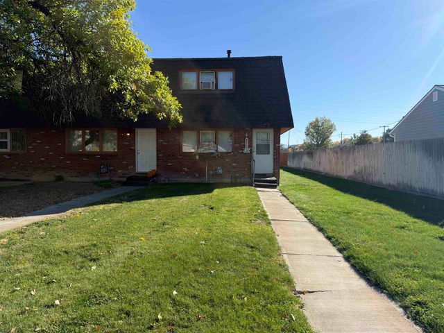 677 Oregon Ave, Lovell, WY 82431 property photo