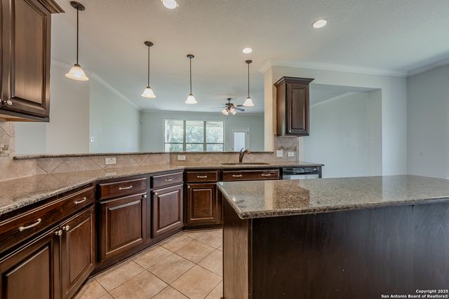 11827 Jasmine, San Antonio, TX 78253