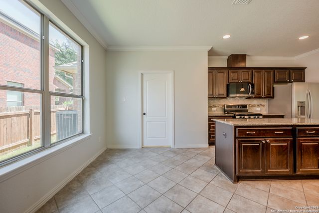11827 Jasmine, San Antonio, TX 78253