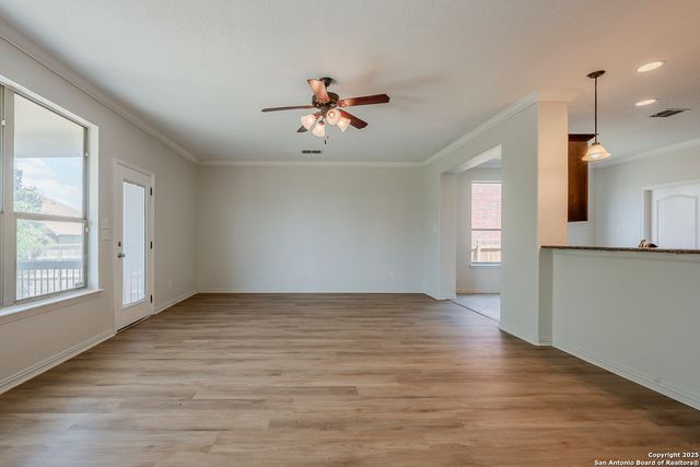 11827 Jasmine, San Antonio, TX 78253