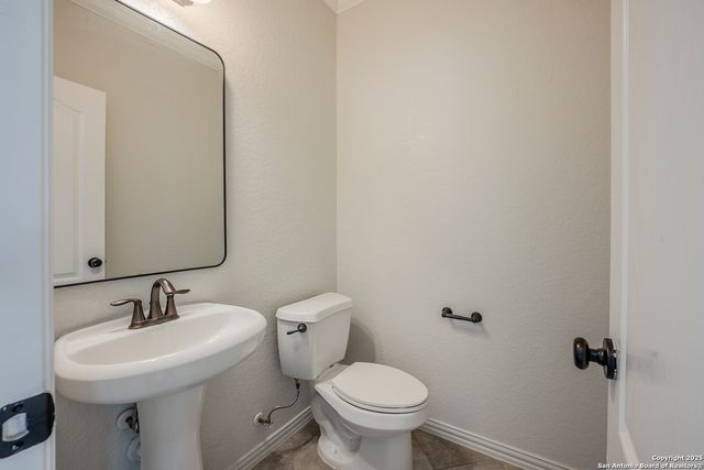 11827 Jasmine, San Antonio, TX 78253