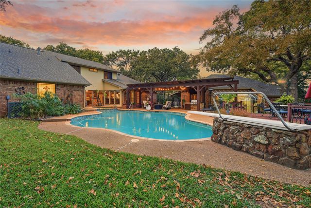 1371 Holland Hill, Southlake, TX 76092