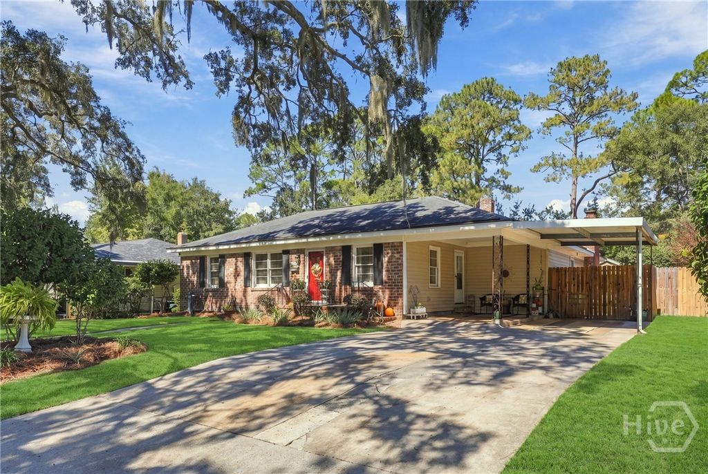 Image 3 of property listing at 1934 Brogdon Street, Savannah, GA 31406