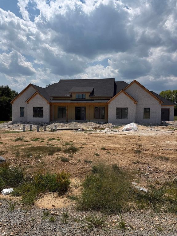 109 Liberty Oaks, Alexander, AR 72002