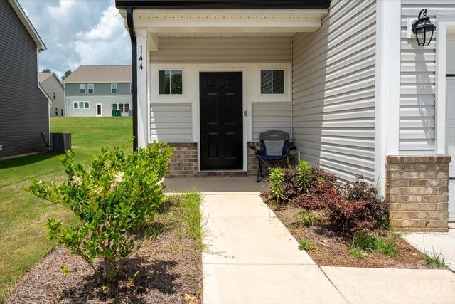 144 Stonewater Drive, Oakboro, NC 28129