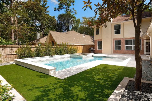 23 Shellbark, The Woodlands, TX 77382