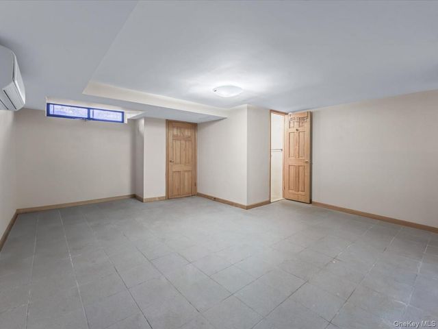 11109 75th Road, Forest Hills, NY 11375