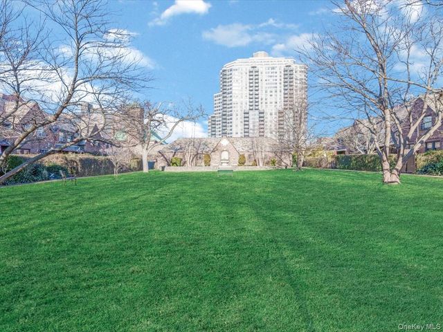 11109 75th Road, Forest Hills, NY 11375