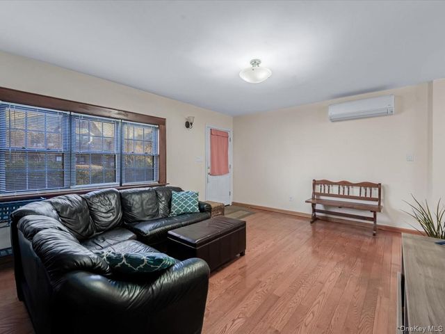 11109 75th Road, Forest Hills, NY 11375