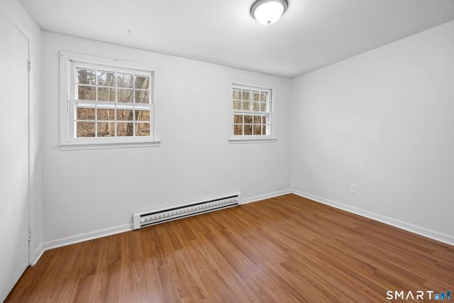 9 Maple Avenue B, Canton, CT 06019