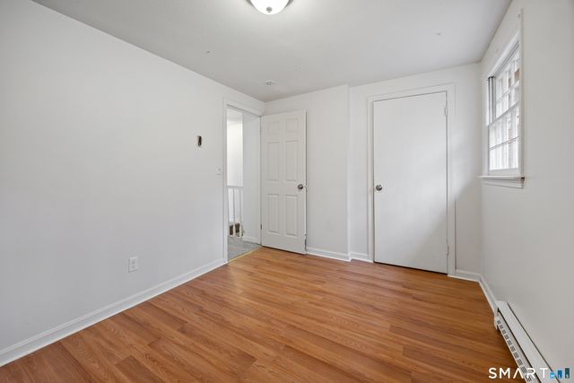 9 Maple Avenue B, Canton, CT 06019